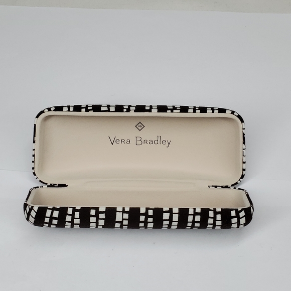 Vera Bradley Hard Eyeglass Case in Classic Brown and White Staggered Print NWOT. - Picture 1 of 8